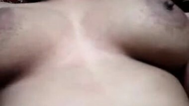 Southindian Housewife HUGE Soft Boobs and Nipples