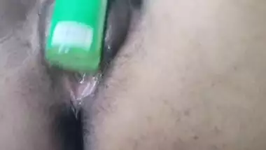 Inserting Bottle In My Tight Creamy Pussy