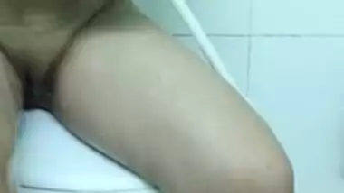 Hot bhabi bathing