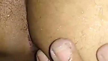 NRI porn of a big ass Indian slut fucking in the shower
