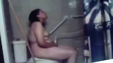 Desi Wife In Toilet - Movies.