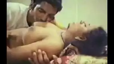 Mallu maid topless sex secretly captured thro keyhole