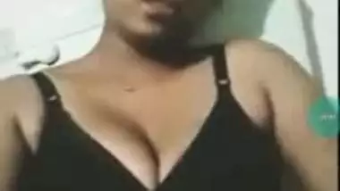 Desi aunty video call romance with lover