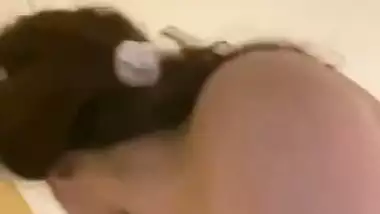 Boss bangs his sexy secretary in a hotel room