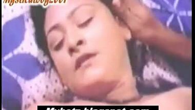 Desi hot actress shakeela complete nude on bed