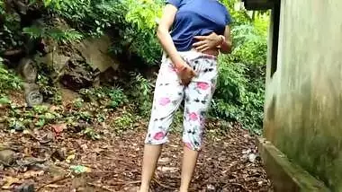 [ Indian Hard Porn ] Desi village aunty outdoor fucking with young devar