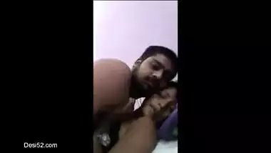 Desi Girl’s Selfie Sex MMS With College Boyfriend