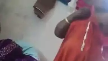Desi aunty removed dress ready for fucking