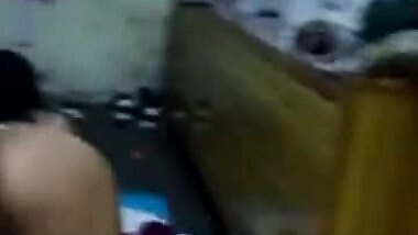 Exploring friend’s wife during a hot chudai