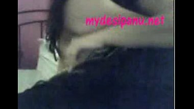 Extremely hot gujrati girl nadia on cam1