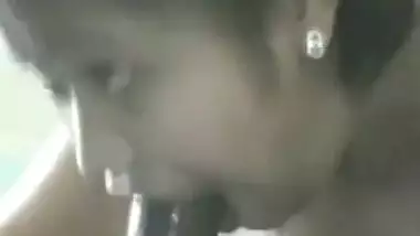 Sexy Indian College Teen Girl Sex Video Sucking Cock