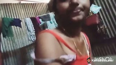 Lover enters his GF’s home and enjoys desi sex with her