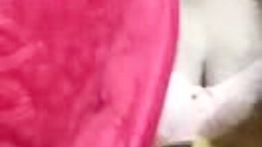 Cute Desi Girl Showing Boobs