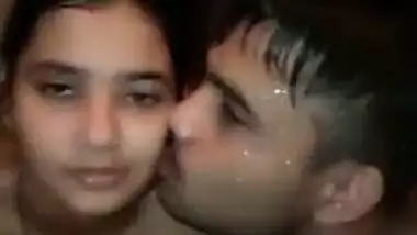 Sexy Gujarati Girl Posing Naked With Lover