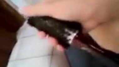 Indian Girl masturbate so hard
