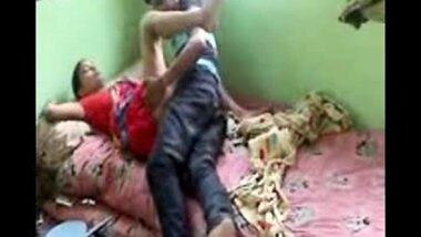 Desi stud fucking prostitue in his home 