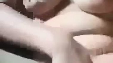 Mallu nude girl presses her juicy boobs and fingers her pussy