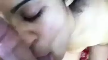 NRI bhabhi shaking her hot butt while fucking