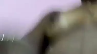Unsatisfied Desi Bhabhi Masturbating Pussy With A Toothbrush Video
