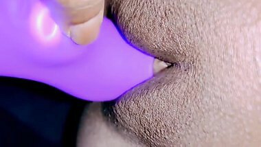 Desi bhabhi's morning routine with sex toys - clit and ass play