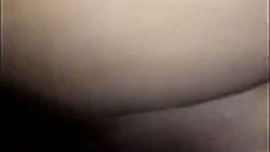 Pervert shoots Tamil porn with his friend’s desi GF