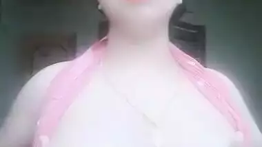 Super sexy aunty striptease nude MMS