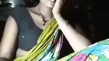 Dehati wife solo show for her secret lover MMS clip