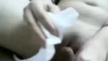 Free Indian porn video of Kashmiri girl wild fucking
