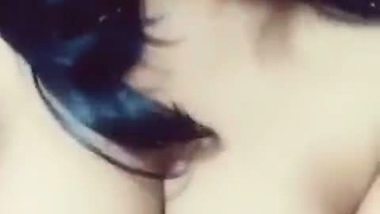 Beautiful desi Girl Pressing Boobs