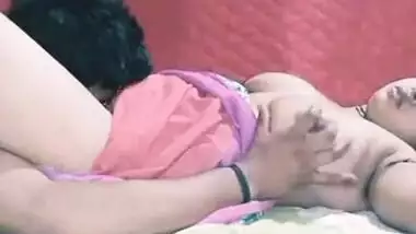 Desi bhabi pussy licking by husband