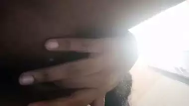Tamil horny girl Dhanya viral desi fingering