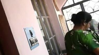 Desi Aunty Caught Walking Nude At Home