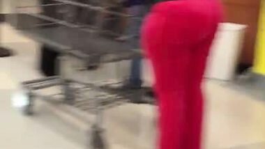 Wide Hip Bubble DONK Middle Eastern MILF