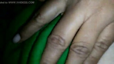 Desi wife ki panty utar kar nanga kiya. Pl comment on my Wife .