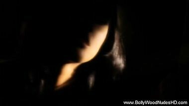 Sensual Idian Babe Gives Glam Shots The The Camera.