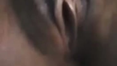 Desi Dehati wife showing off her amazing fat pussy on selfie cam