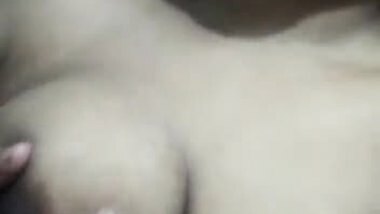 Pakistani girl big boobs press and pussy finger