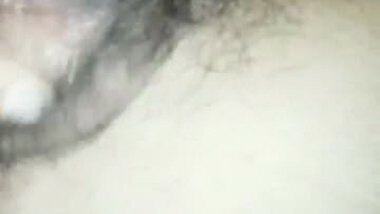 Young Desi Girl Showing Boobs And Pussy