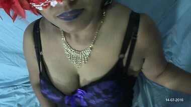 roxydd Indian teacher's free lessons for a blowjob