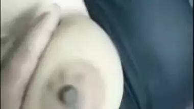 Man begins sex with chubby Desi GF by touching her tits and XXX muff