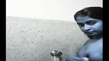 Delhi teen college girlfriend’s self made mms video