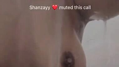 Today Exclusive-hot Desi Girl Bathing