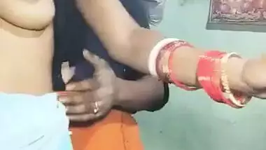 Desi village couple Fucking on tango video 2