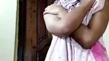 Shy Mallu Girl Shows Her Boobs And Pussy