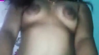 Tamil lovers having hot sex on internet