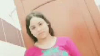 Video call sex girlfriend round boobs showing