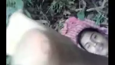Desi mallu village auntie’s first time outdoor sex