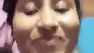 Hot bhabhi nude show