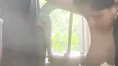 Neighbor aunty bathing with son entering viral MMS