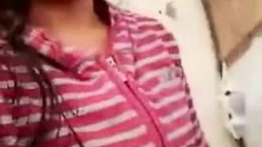 Desi girl shows her amazing pussy on video call